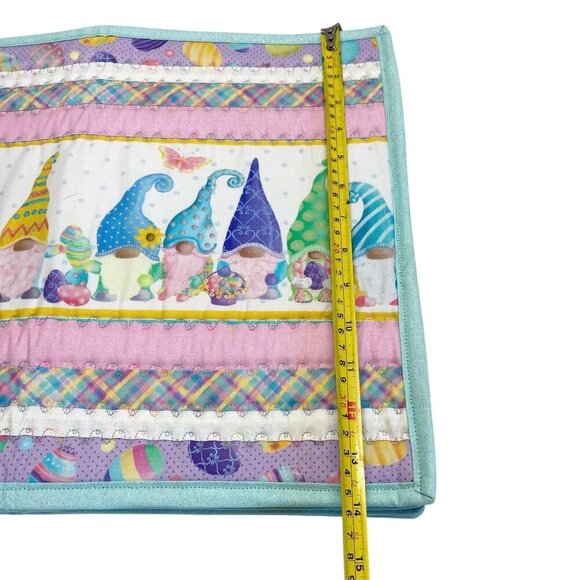 Spring Garden Easter Gnomes Table Placemats 4PC Set Eggs Butterflies Quilted - Picture 5 of 5